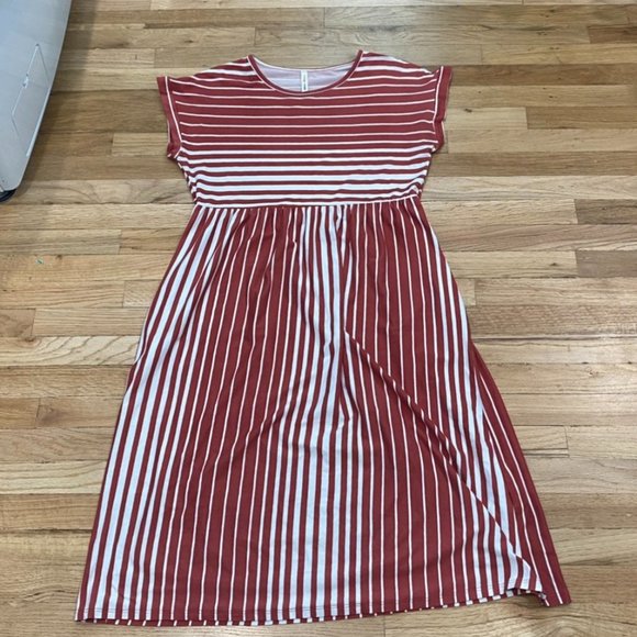 orange creek Dresses & Skirts - Orange Creek Striped Short Sleeve Dress Size L